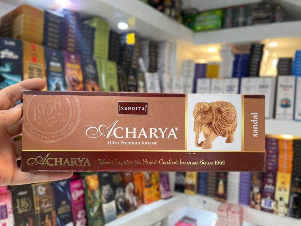 عود اچاریا قهوه ای برند ناندیتا