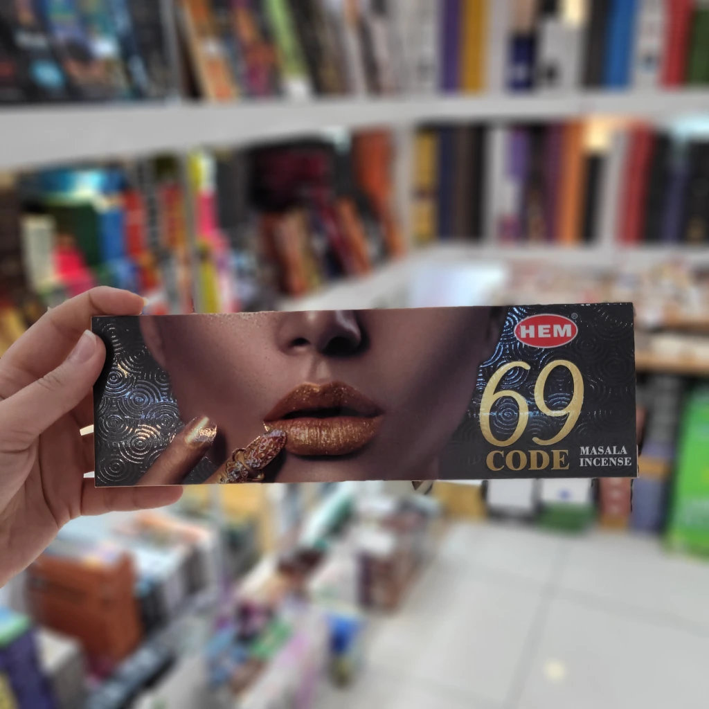 عود کد 69 برند هم بسته 50 گرمی